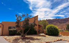 Desert Hideaway #C2